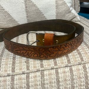 Vintage full grain leather belt. Acorn and oak leaf design.